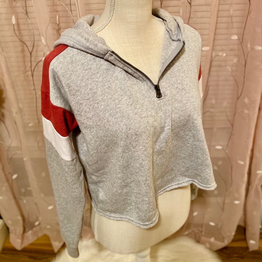 American eagle crop sweatshirt